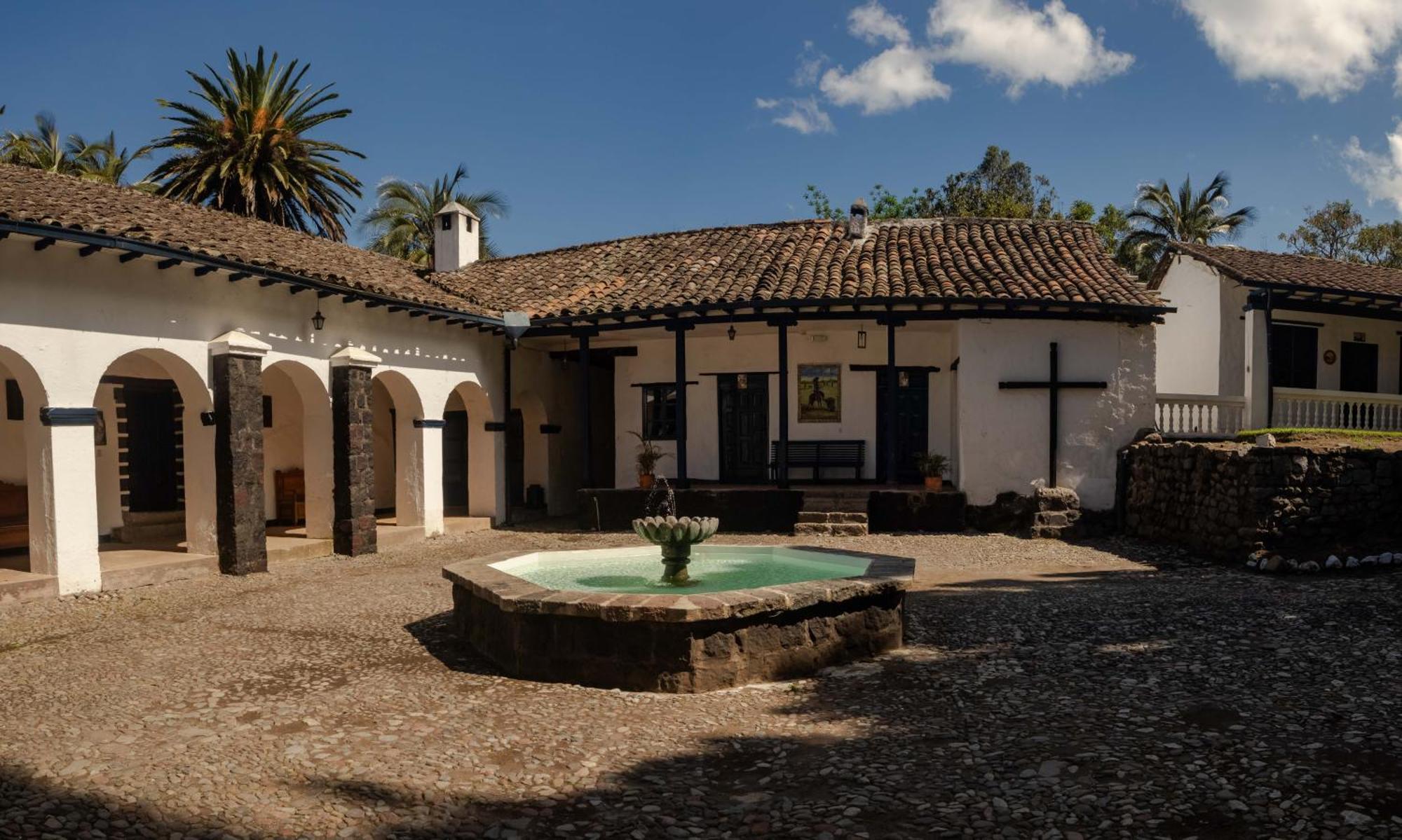 Hosteria Hacienda Pinsaqui Otavalo Extérieur photo