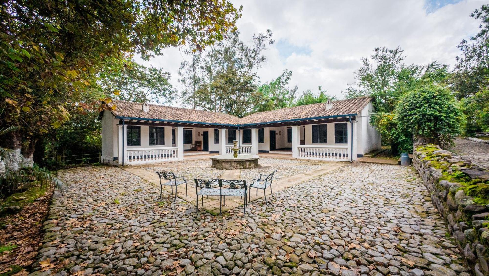 Hosteria Hacienda Pinsaqui Otavalo Extérieur photo