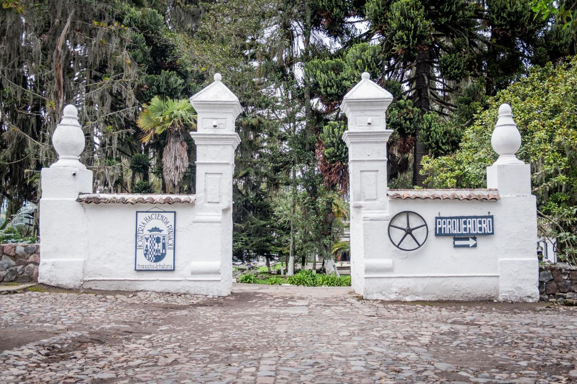 Hosteria Hacienda Pinsaqui Otavalo Extérieur photo